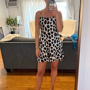 Nasty Gal. White & black pattered dress size Medium